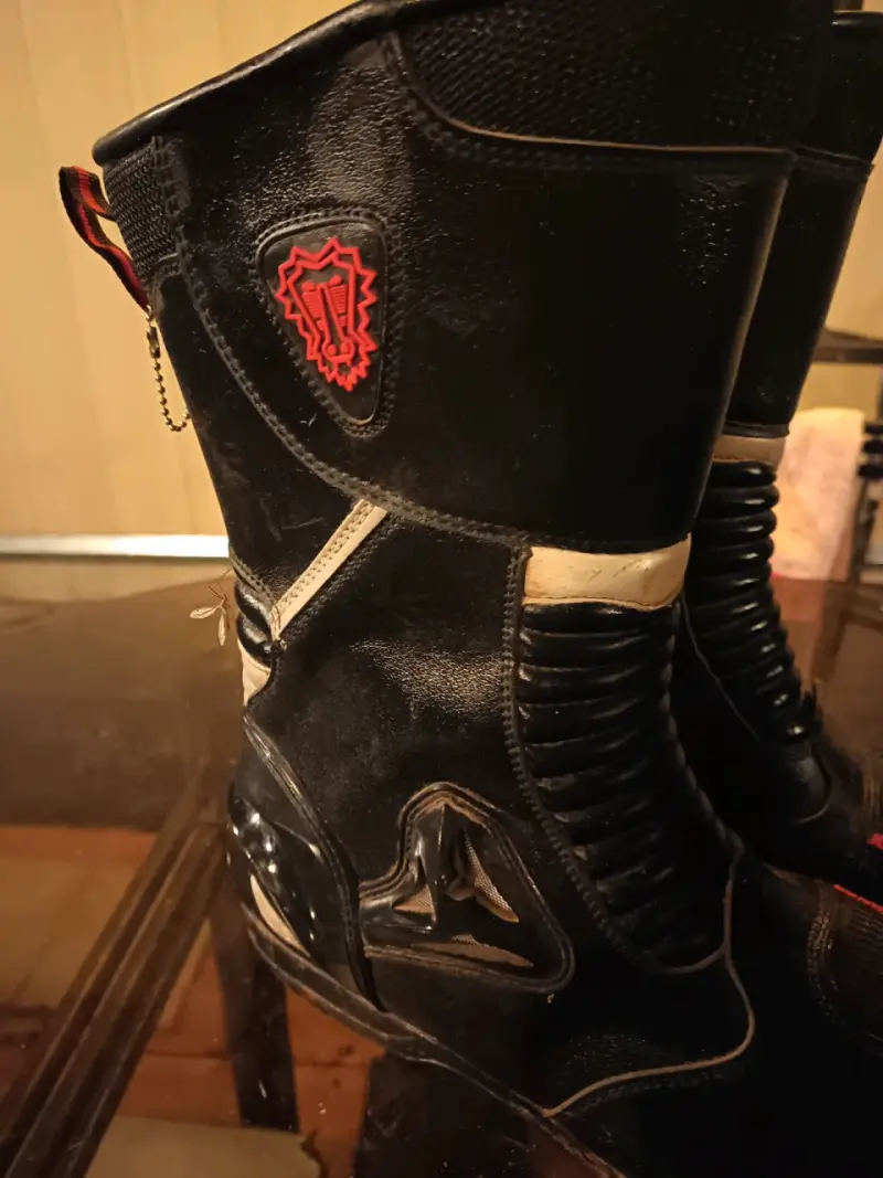 Botas de moto negras con protección - 2
