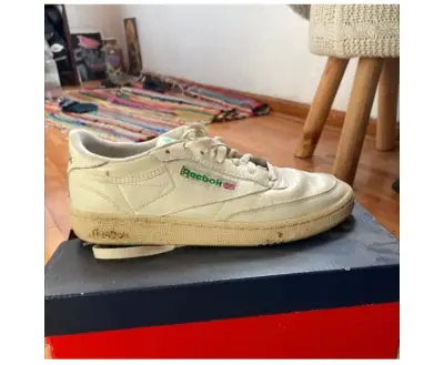 Zapatillas Reebok blancas clásicas usadas - miniatura 1