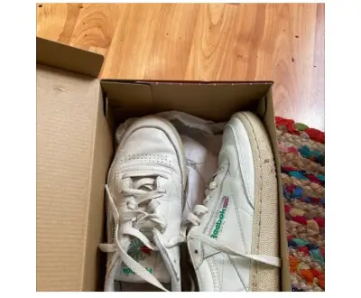 Zapatillas Reebok blancas clásicas usadas - miniatura 3