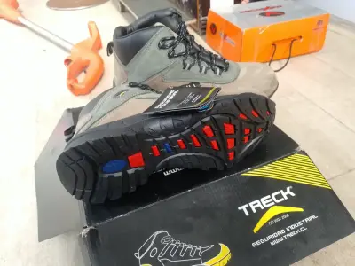 Botines de seguridad Treck Nitro 750 Nobuck talla 42 - miniatura 1