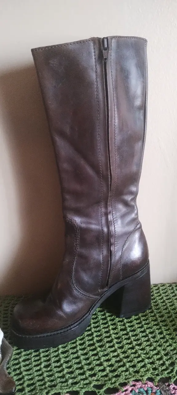 Botas de cuero marrón para mujer con tacón - 3