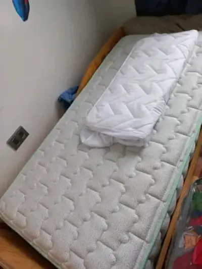 Cama de madera para niños con colchón incluido - miniatura 2