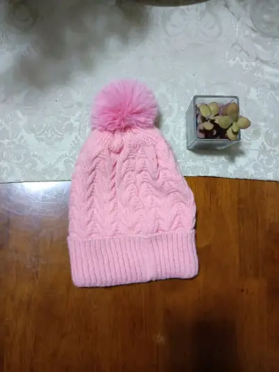 Gorro de lana rosado con pompón - miniatura 1