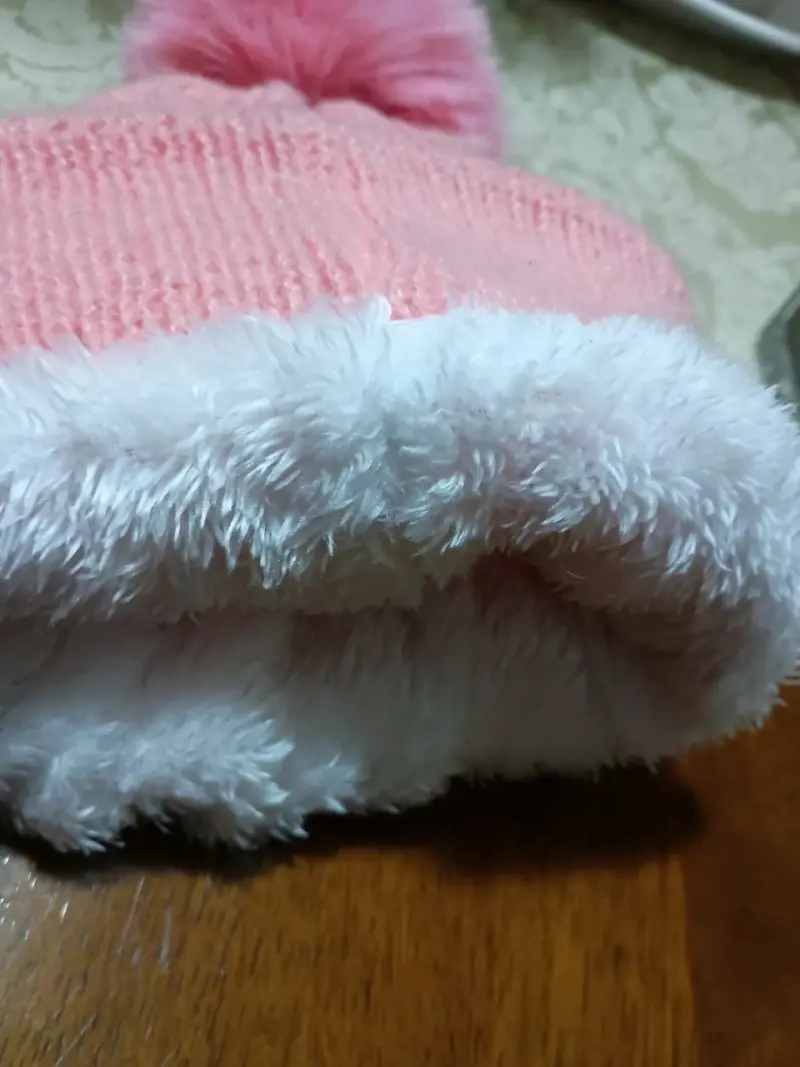 Gorro de lana rosado con pompón - 2