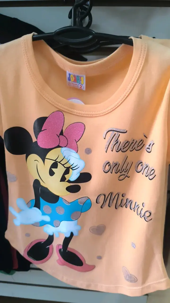 Polera infantil Minnie Mouse color durazno