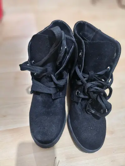 Botines de gamuza negros con tacón grueso - miniatura 3
