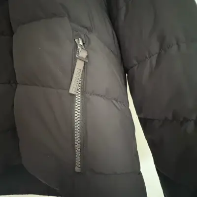Chaqueta acolchada negra Fiorucci con capucha - miniatura 3
