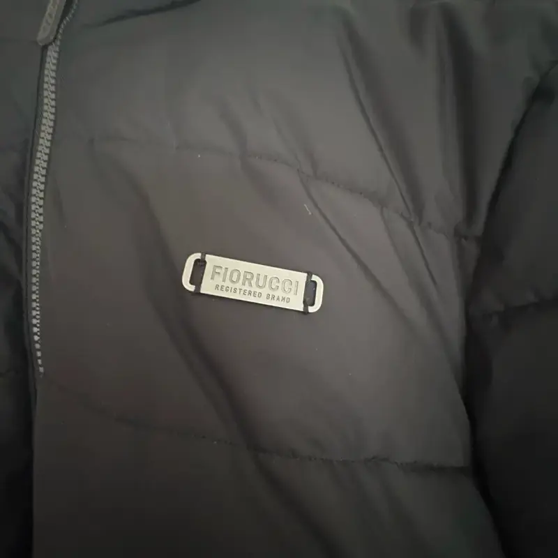 Chaqueta acolchada negra Fiorucci con capucha - 5