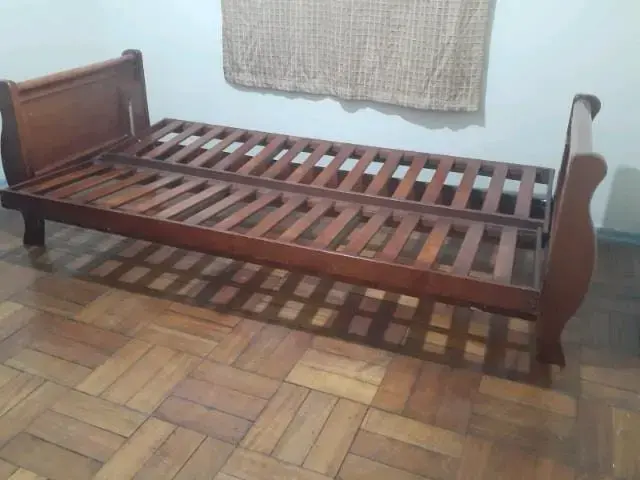 Sofá cama de madera tipo cama cuja - 4