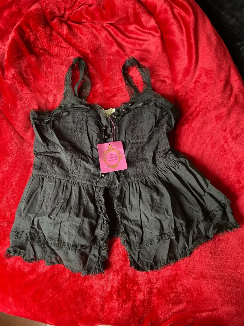 Blusa negra de encaje para mujer - 2