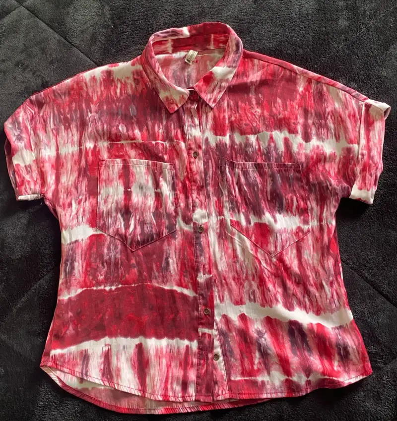 Camisa de mujer tie-dye roja y blanca - 2