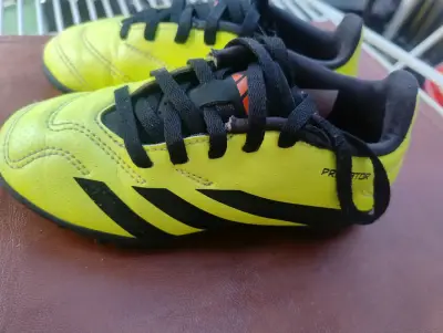 Zapatillas de fútbol Adidas Predator amarillas - miniatura 5