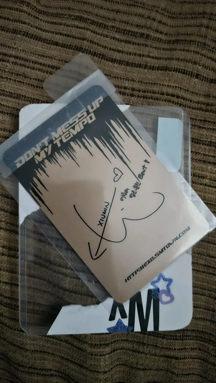 Foto de colección K-pop Xiumin en funda protectora - 2