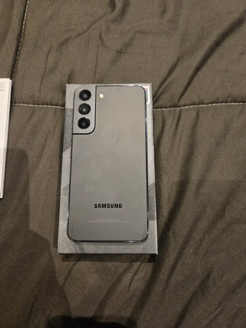 Samsung Galaxy S22 128gb en buen estado - 3
