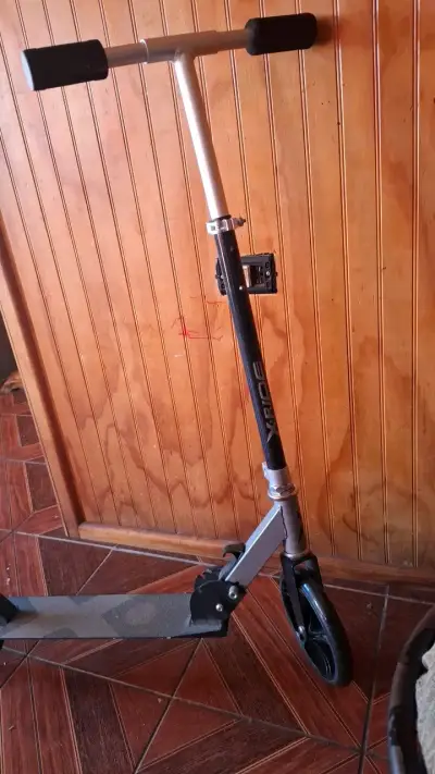 Scooter plegable para adultos - miniatura 2