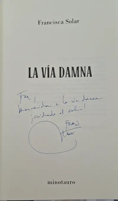 Libro 'La Vía Damna' de Francisca Solar - miniatura 3