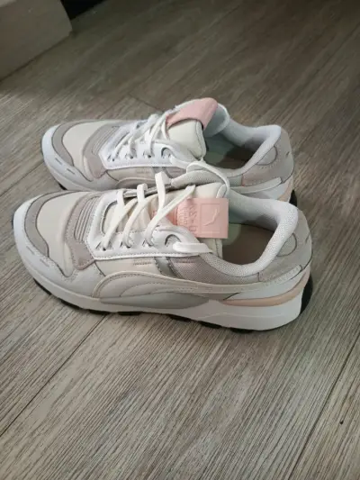 Zapatillas y botines - miniatura 4
