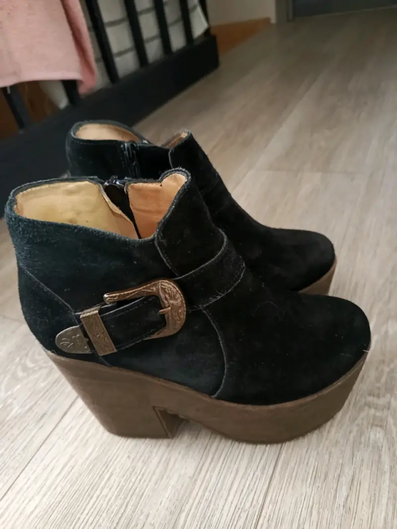Zapatillas y botines - 5