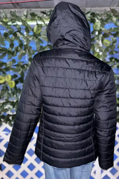 Chaqueta acolchada negra Adidas con capucha - miniatura 5