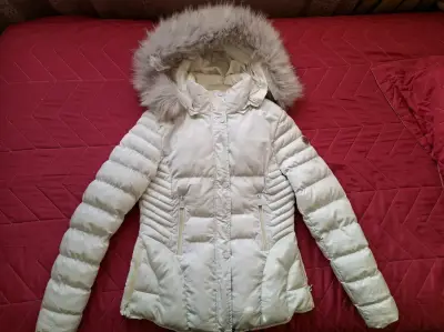 Parka blanca con peludo - miniatura 2