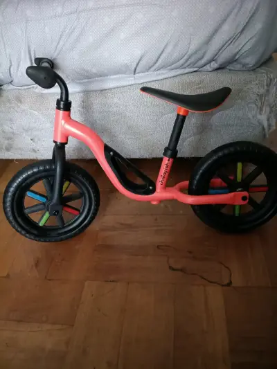 Bicicleta de equilibrio infantil naranja - miniatura 1