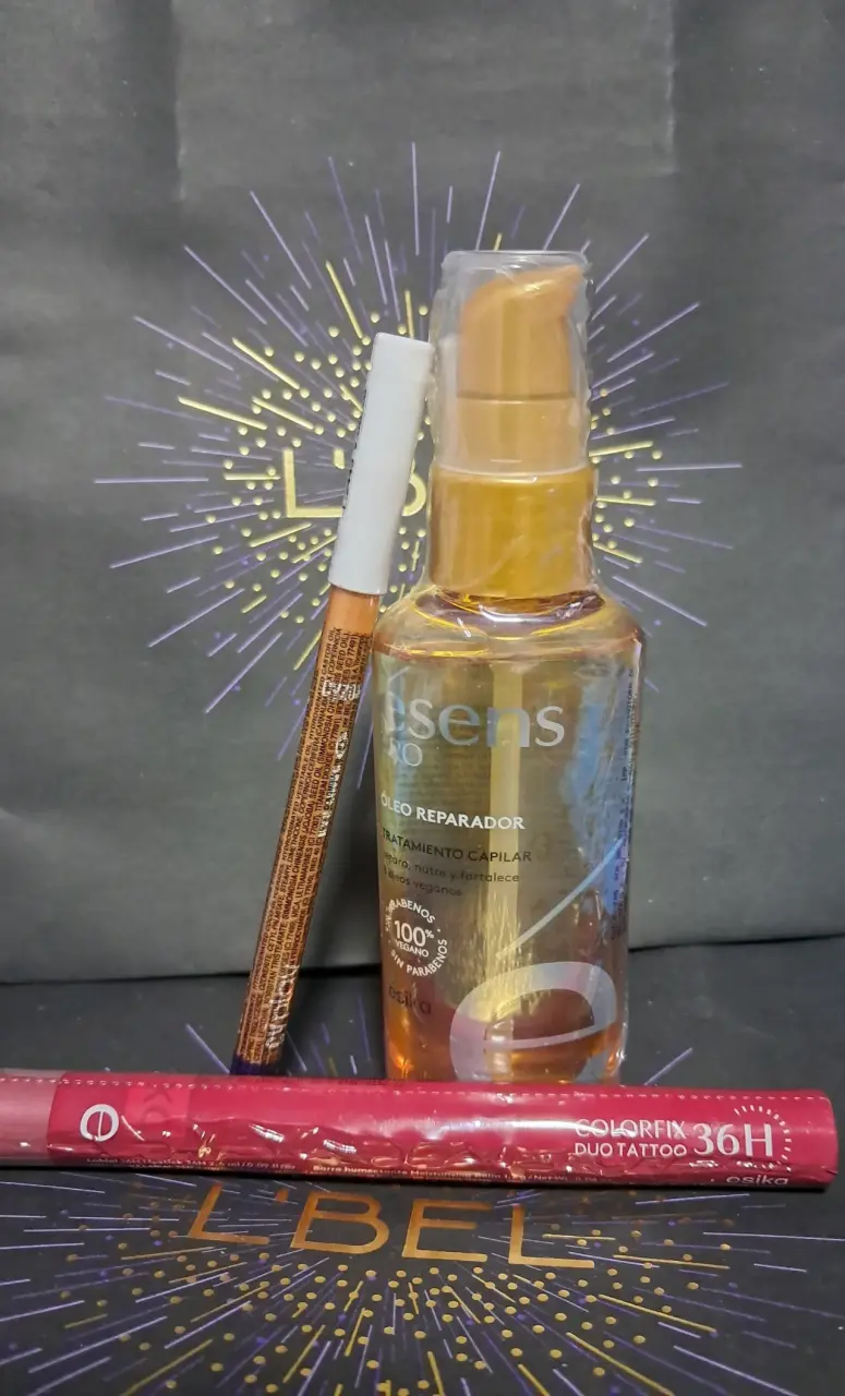 Set de belleza con óleo reparador y lápiz labial