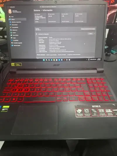 Laptop Acer Nitro 5 con Intel i5 y GTX 1650 - miniatura 1