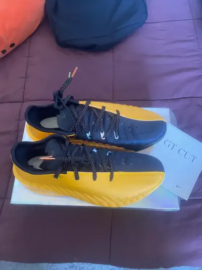 Zapatillas Nike GT Cut 4 amarillas - miniatura 2