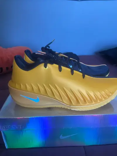 Zapatillas Nike GT Cut 4 amarillas - miniatura 4