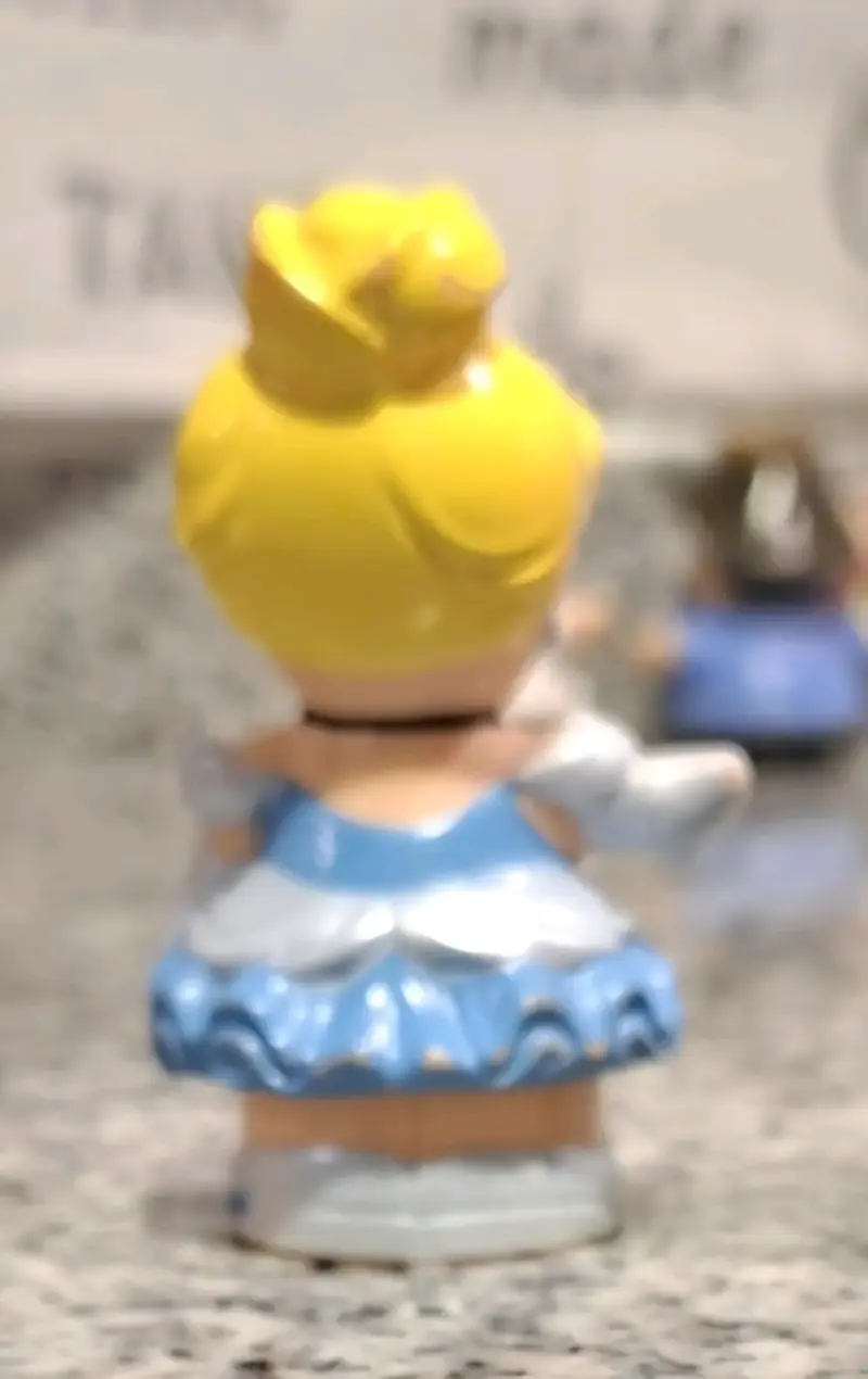 Figura de La Cenicienta - 2