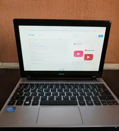 Netbook Acer Aspire V5 + Cargador - Ideal - miniatura 1