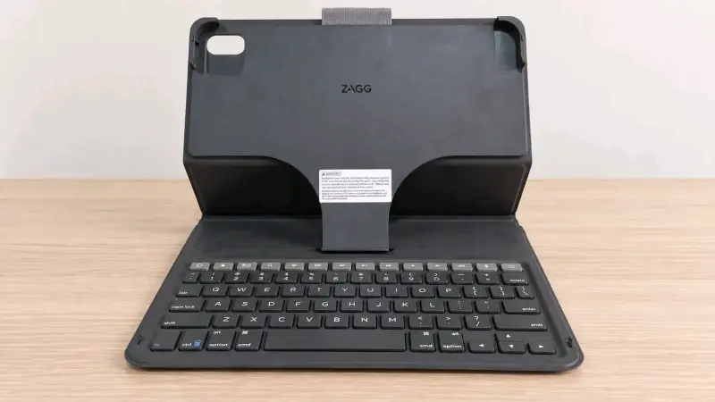 ZAGG 10,9” – Funda + Teclado - 1