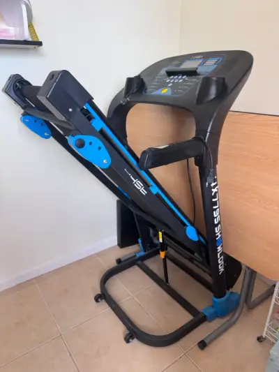 Caminadora eléctrica Showlook WX7795 en buen estado - miniatura 5