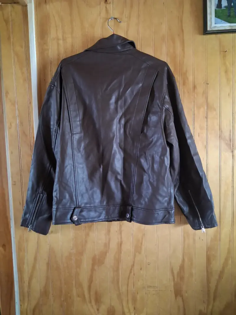 Chaqueta de cuero negra estilo motociclista - 2