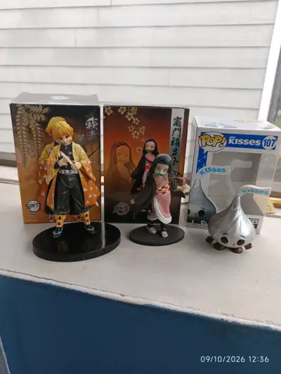 Figuras de colección Demon Slayer y Funko Pop - miniatura 1