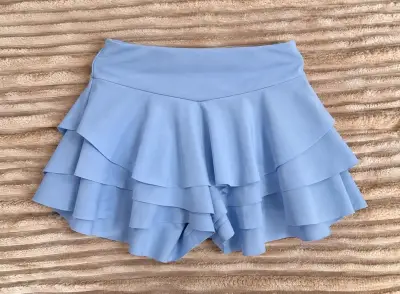 Falda short celeste talla M elasticada - miniatura 3