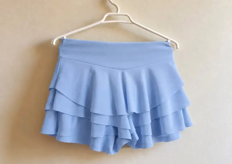 Falda short celeste talla M elasticada - 5