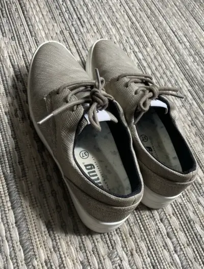 Zapatillas casuales beige Mtng talla 37 - miniatura 1