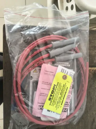 Cables de bujía MSD Ignition Projects rojos - miniatura 1