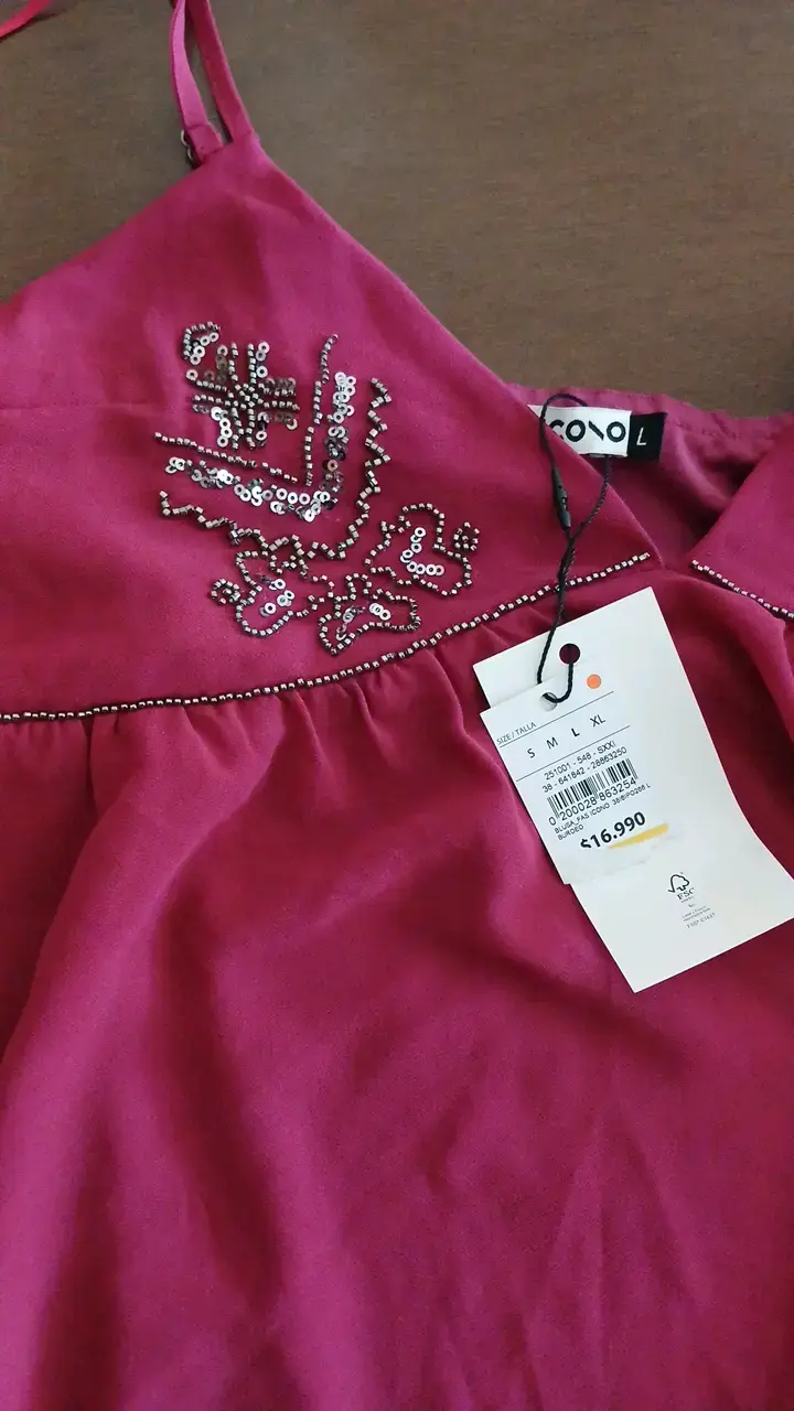 Blusa roja con bordado floral Cool - 2