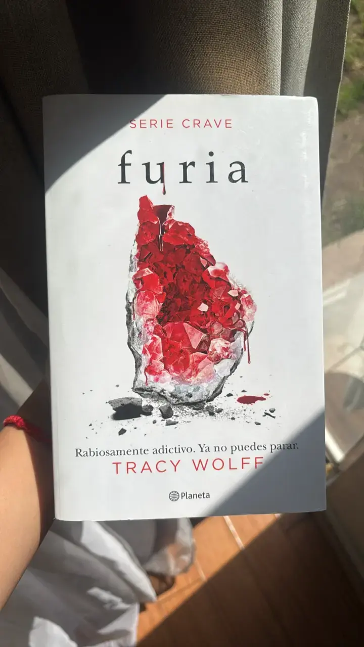 Libro 'Furia' de Tracy Wolff, Serie Crave - 1