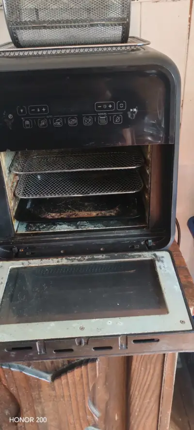 Freidora de Aire Oster con Canasta Giratoria - miniatura 2