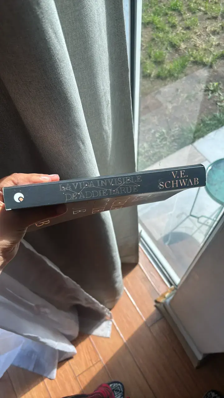 Libro 'La Vida Invisible de Addie LaRue' - 2