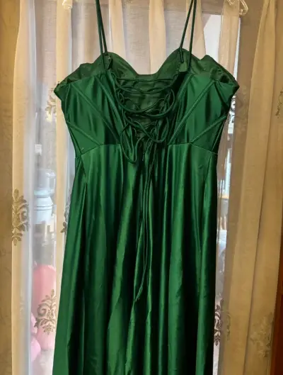Vestido de graduación - miniatura 3