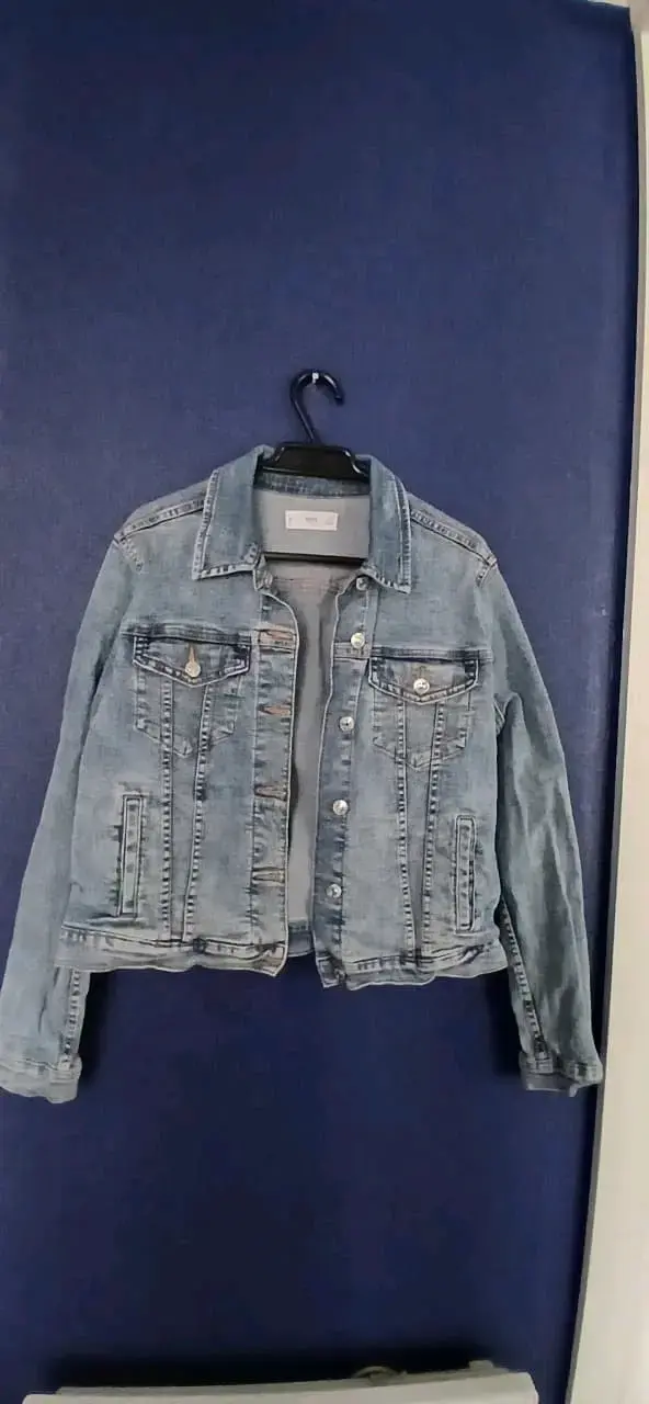 Chaqueta de mezclilla azul para mujer - 2