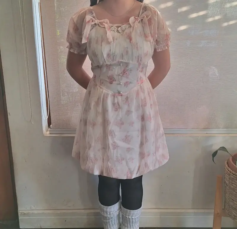 Vestido corto floral estilo vintage