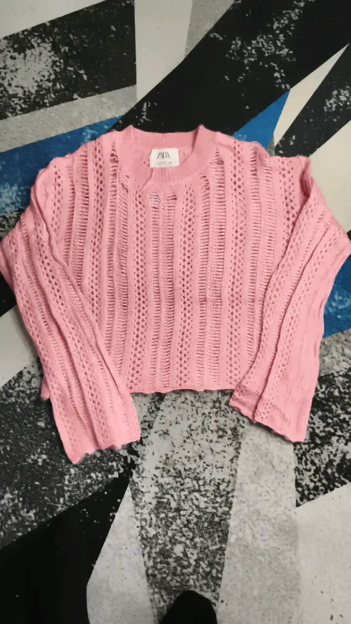 Suéter rosa tejido Zara para mujer