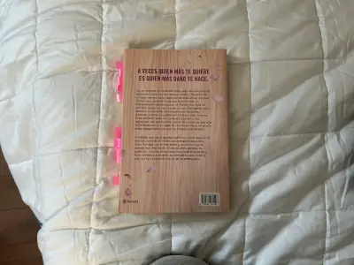 Libro 'Romper el Círculo' de Colleen Hoover - miniatura 3