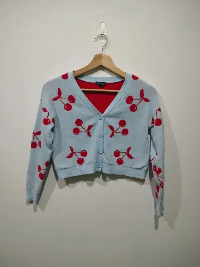 Cardigan de niña  con diseño de cerezas - miniatura 1