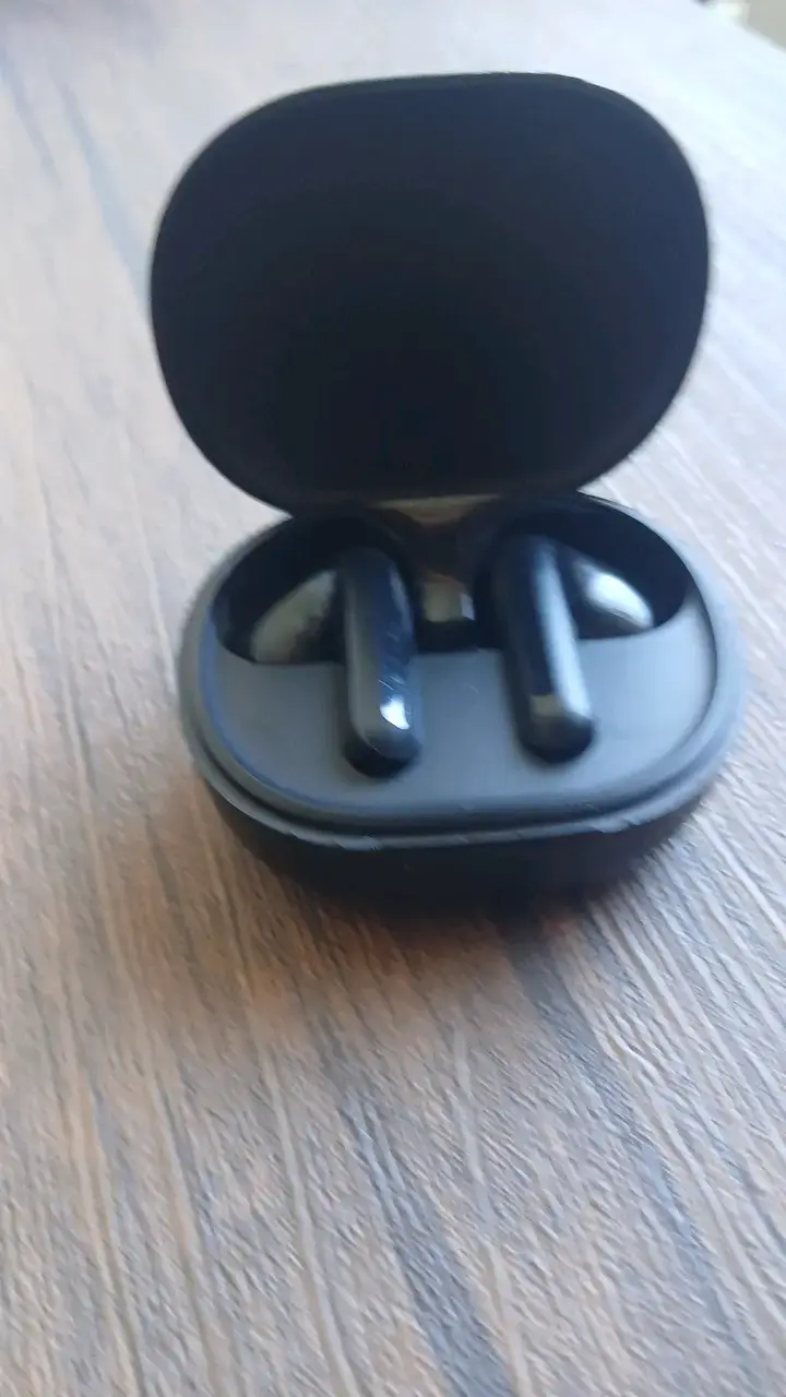 Audífonos Inalámbricos Redmi Negros - 2
